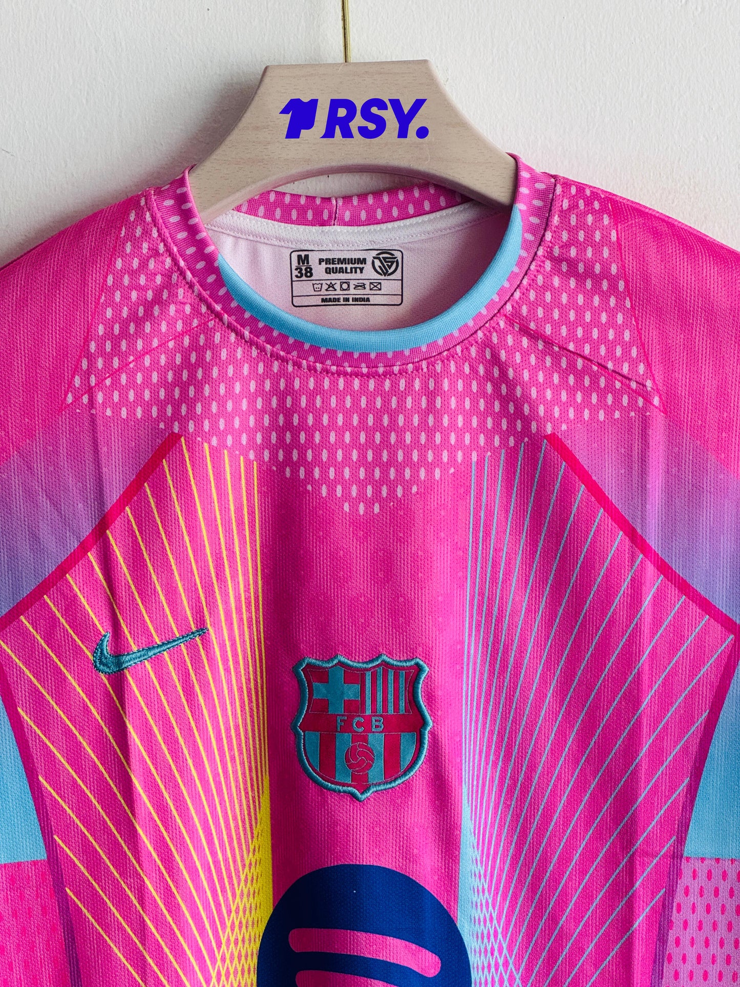 BARCELONA 25-26 PINK SPECIAL EDITION KIT LAMINE YAMAL EMBROIDERY