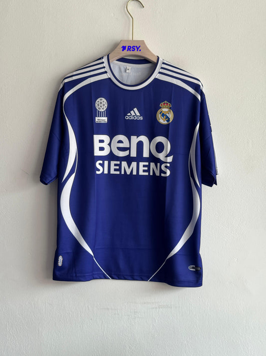REAL MADRID 2006-07 THIRD KIT MARCELO FIVESLEEVE