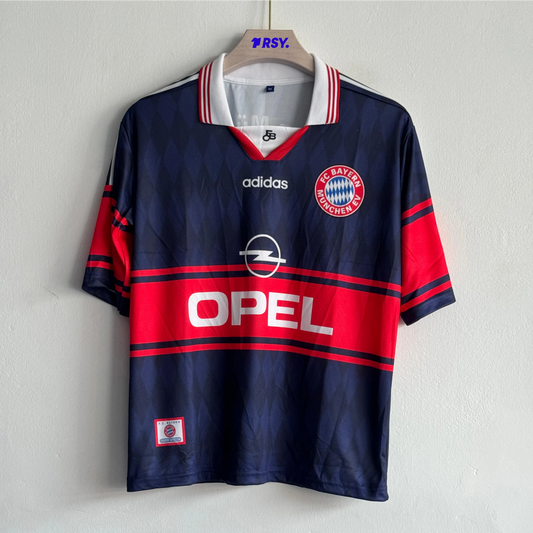 BAYERN 1997-98 HOME KIT MATTHAUS FIVESLEEVE POLO
