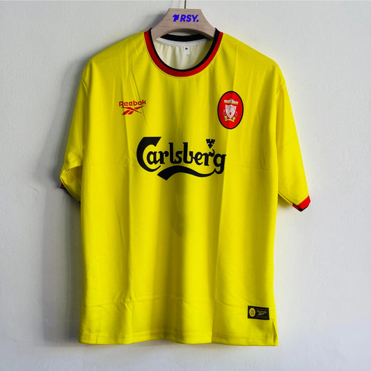 LIVERPOOL 1997-98 AWAY KIT OWEN FIVESLEEVE