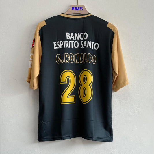 SPORTING 2002-03 AWAY KIT RONALDO FIVESLEEVE