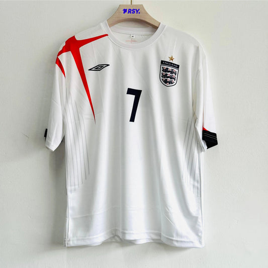 ENGLAND 2006 HOME KIT BECKHAM FIVESLEEVE
