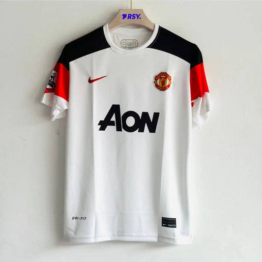 MANCHESTER UNITED 2010-11 AWAY KIT ROONEY EMBROIDERY