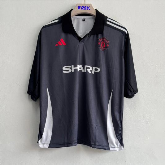 MANCHESTER UNITED 1998-99 KIT BECKHAM FIVESLEEVE POLO
